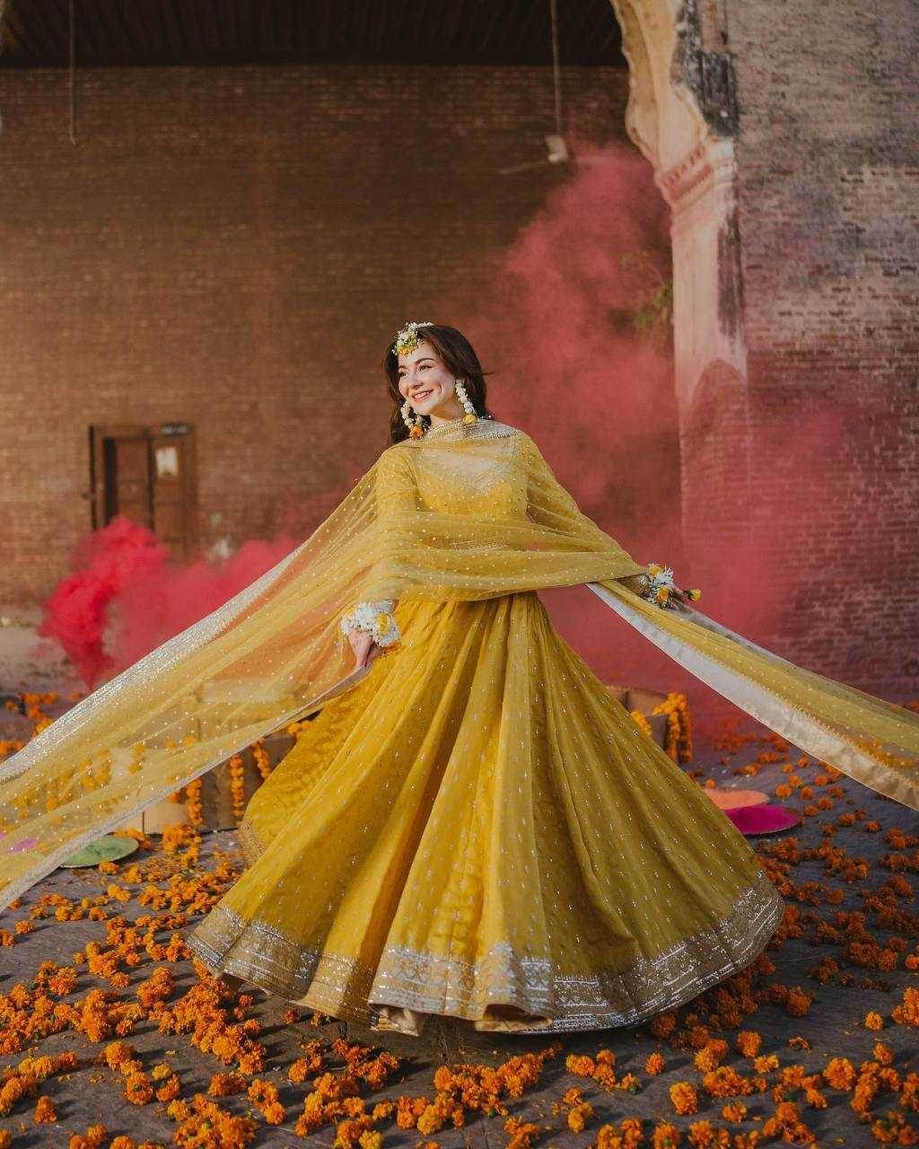 Chinon Embroidery Party Gown - MYLUXURY LANE ENTERPRISE